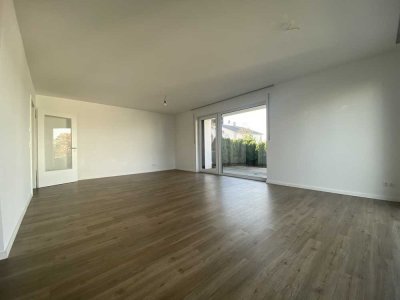 Sehr schöne, exklusive 3-Zimmer-Terrassenwohnung mit Carport und Stellplatz in Weiden-Ost zu vermiet