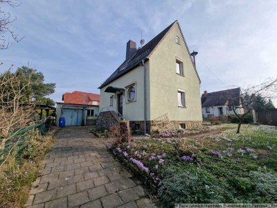 Schönes kleines Haus zum Sanieren in Callenberg