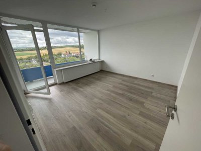 Helle 3-Zimmer-Wohnung mit zwei Balkonen!