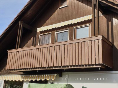 Sonnige 2 Zimmer DG Wohnung nur für Pendler und Einzelperson