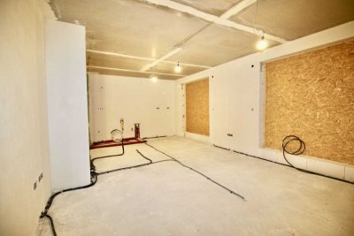 +++Sehr schöne, helle 4- Zimmer Wohnung in Radebeul Nahe Altlindenau mit Balkon &  Dachterrasse! +++