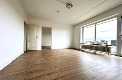 Lichtdurchflutet, attraktiv, einfach interessant! 3-Zimmer-Eigentumswohnung mit Balkon!
