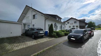 Moderne 3-Zi.-Wohnung mit eigenem Eingang, eigener Heizung & großer Terrasse – privat