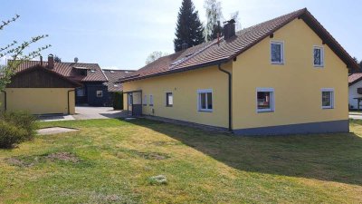 Familienfreundliches Wohnensemble: Renovierte Wohneinheiten in Neureichenau