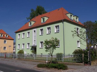 frisch renovierte 3-Raum-Wohnung im Erdgeschoss