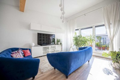 � Wohnen auf Zeit - Möbliertes Reihenhaus mit 6 Zi, Garten, Dachterrasse nahe Friedrichshain