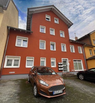 Gepflegtes Mehrfamilienhaus mit sechs Wohnungen in zentraler Lage von Saarwellingen