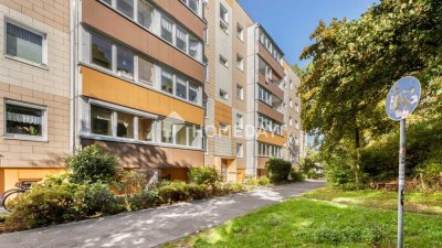 Gepflegte Etagenwohnung mit EBK und Wannenbad in beliebter, zentraler Lage