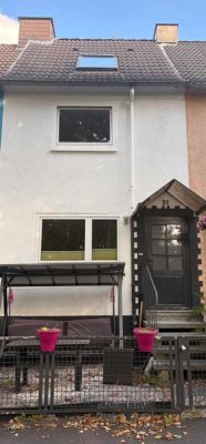 Reihenhaus direkt am Park in Kassel-Niederzwehren – ideal für Familien und Tierliebhaber