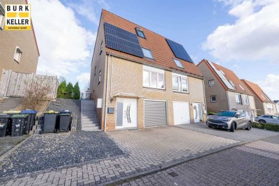 Doppelhaushälfte mit Burgblick, PV-Anlage & Potenzial – Familienwohnen in ruhiger Lage von Nideggen