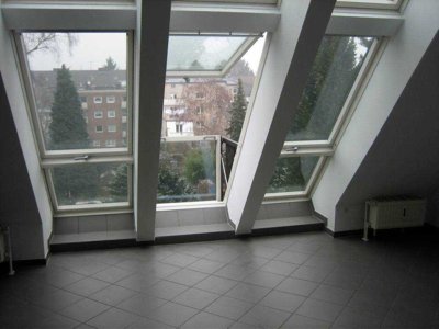 Moderne 1,5-Zimmer-Maisonette-Wohnung mit gehobener Innenausstattung in MG/Rheydt
