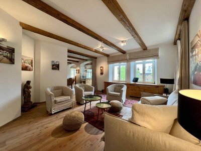 Kitzbühel: Exklusive Jahrhundertwende-Residenz mit privatem Spa &amp; Indoor-Pool