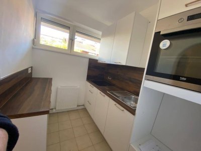 Wohnen, wo alles vor der Tür liegt – Klinik, Uni, Einkauf &amp; Straßenbahn direkt gegenüber