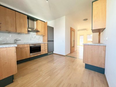 Sichere Kapitalanlage: Moderne 3-Zimmer-Wohnung in Feldkirchen b. Graz mit Balkon & Stellplatz