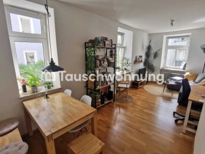 Tauschwohnung: Helle 2-Zi-Altbauwohnung im Herzen von Haidhausen gegen 3-Zi