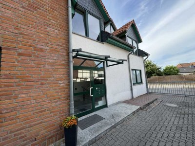 Attraktive und gepflegte 2-Zimmer-Maisonette-Wohnung teilmöbiliert in zentraler Lage