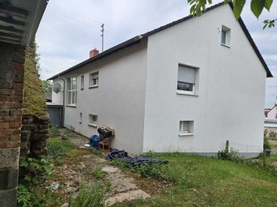 Geräumiges 11-Raum-Mehrfamilienhaus + geräumiges 8-Raum-Einfamilienhaus in Pirmasens Winzeln