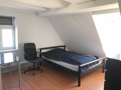 STUDENT*INNEN & AZUBIS | Apartment mit Kochnische zu vermieten
