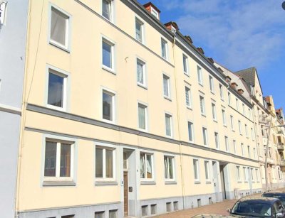 2,0-Zimmer-Wohnung, Apenrader Straße 59, 3.OG re.
   ! Bitte bewerben Sie sich online !