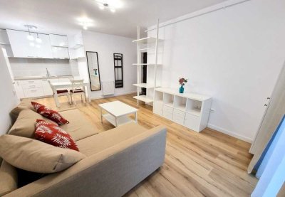 Ansprechende und vollständig renovierte 1,5-Raum-Wohnung mit EBK in Zeitz