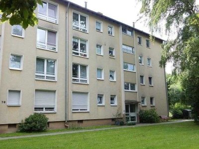 Sehr schöne 3.-Zi.-Wohnung mit Balkon
