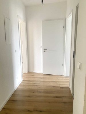 Erstbezug nach Sanierung mit EBK: Stilvolle 2-Raum-Wohnung mit lux. Innenausstattung