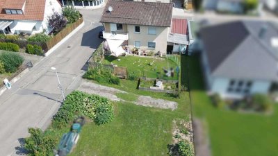 Zweifamilienhaus mit großem Grundstück, Ausbaureserve & Neubaupotenzial in Brackenheim