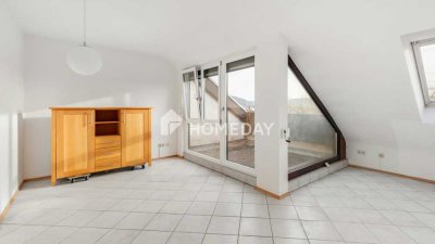 Dachterrasse mit Abendsonne: 2 Zimmer über den Dächern von Rüppurr