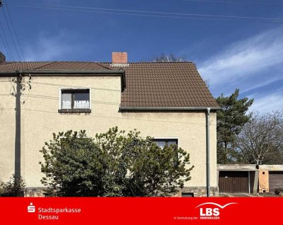 sanierungsbedürftigte DHH in Kochstedt