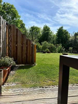 Nachmieter für Super 2 RWG mit Terrasse und großem Garten und EBK