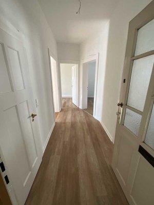 3 Zimmer Wohnung mit 2 Balkonen