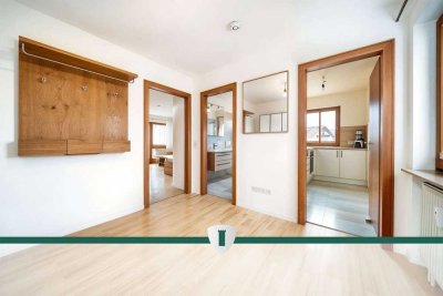 Modernisierte, bezugsfreie 1,5-Zi.-Whg. mit Balkon und 2 Stellplätzen beim Salemer Schlosssee-Areal