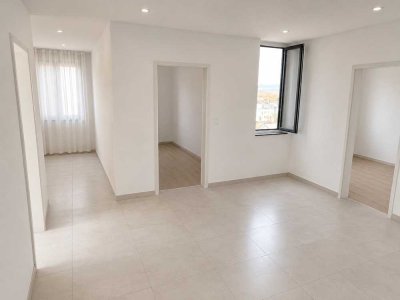 CHARMANTE FAMILIENWOHNUNG MIT GROßEM POTENZIAL IN FRANKFURT