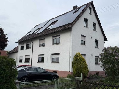 Gepflegte Wohnung mit zwei Zimmern in Steinheim zu vermieten
