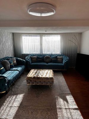 Wohnen über den Dächern: 3-Zimmer-DG-Wohnung in Heilbronn Innenstadt