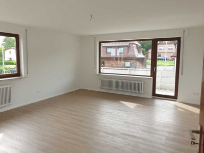 Schicke 2- Zimmer- Wohnung mit Balkon und Garage