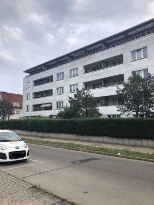 4-Zimmer Wohnung mit 2 Balkon