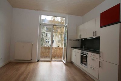 Gemütliche 2 Raum Wohnung mit Wohnküche u. Stellpl.