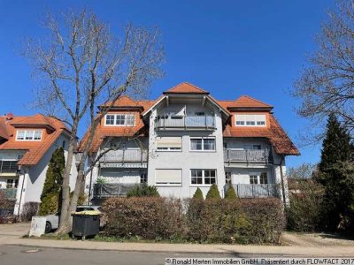 bezugsfrei - geräumige Dreiraumwohnung mit Südbalkon und Stellplatz in Erfurt-Alach