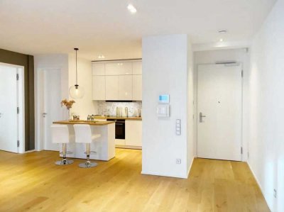 Helle und geräumige 2-Zimmer-Wohnung mit Balkon
