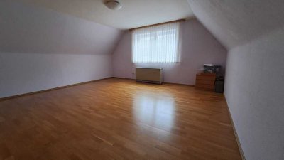 Helle 4,5-Zimmer Maisonette-Wohnung im 3. OG in Oberndorf am Neckar