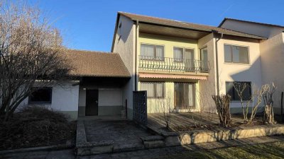 Freie Doppelhaushälfte in schöner Lage von Wurmlingen