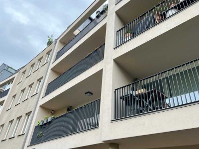 * Helle Wohnung im Stadtzentrum mit großem Balkon - ID 3868 *