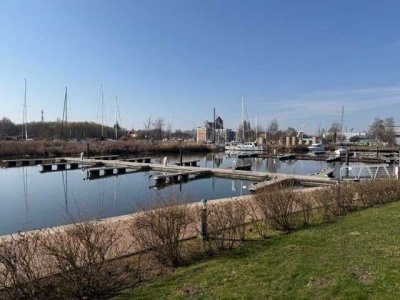 ETW mit Marinablick (frei ab 01.04.2026)