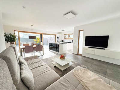 Design, Komfort und Ruhe – außergewöhnliches Zuhause mit Pool und Sauna