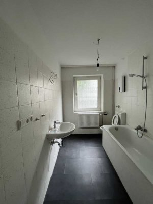 Renovierte-2- Zimmer Wohnung in ruhiger und grüner Lage