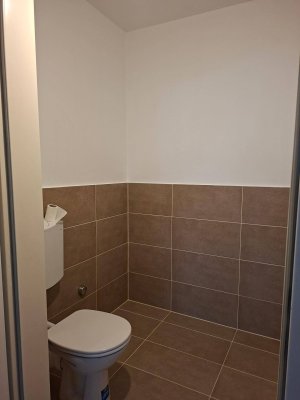 Gepflegte 3 Zimmer Wohnung, Am Arlandgrund 74,04 m^2 frisch saniert, Balkon, Tiefgarage