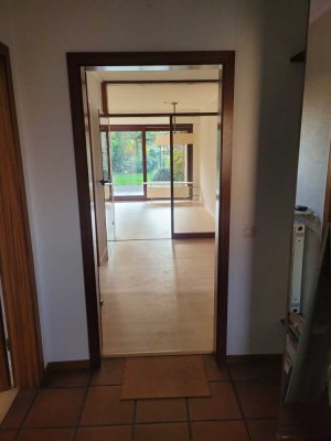Helle 4-Zimmer-Wohnung mit Garten  in Bielefeld-Theesen