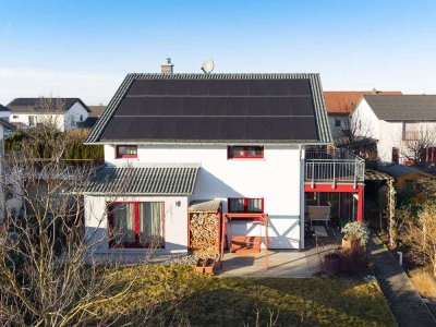 Modernes Energiesparhaus mit A+ Standard, Wallbox und Photovoltaik in Wartenberg