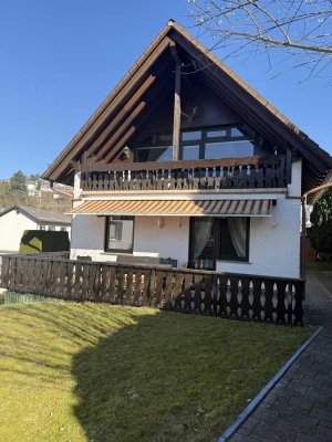 Stilvolles, großes und gepflegtes 5-Zimmer-1 Fam Haus freistehend in Niederreifenberg im Taunus